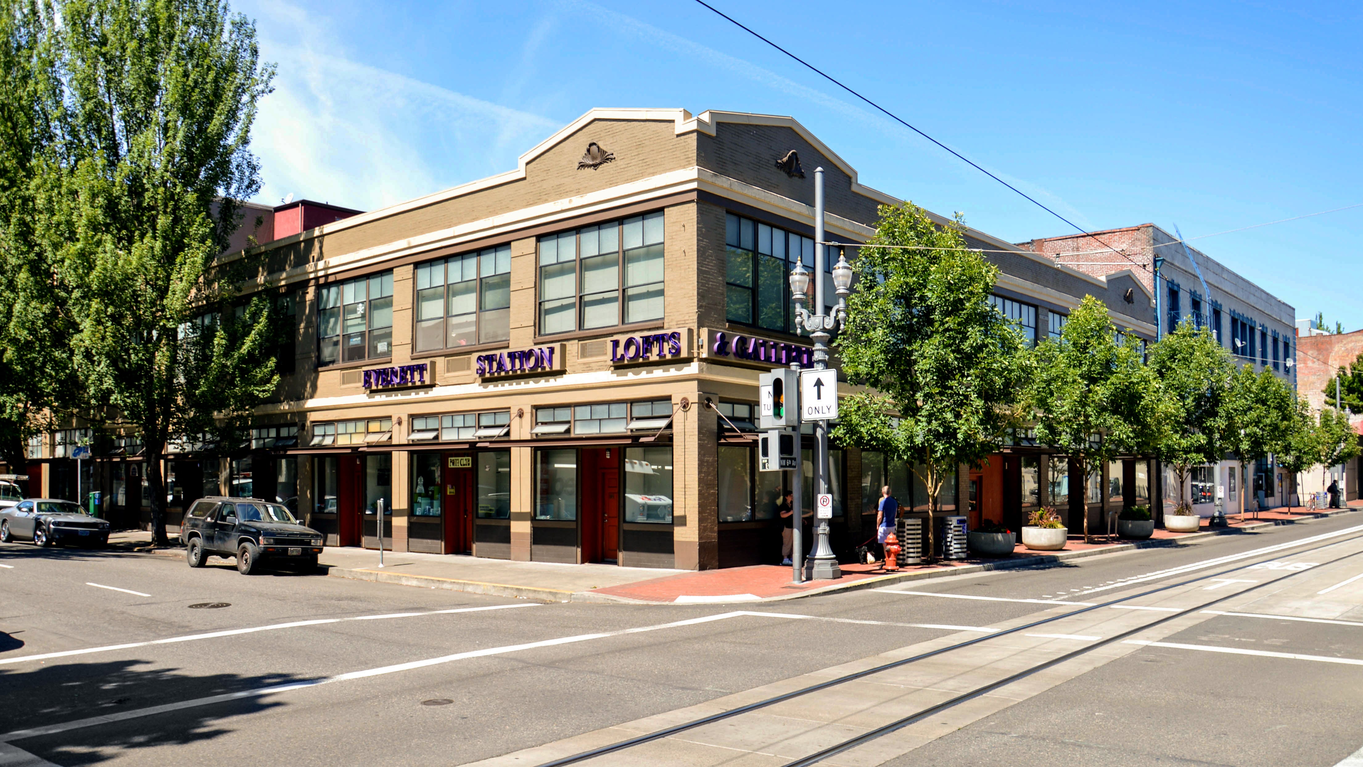 Everett Station Lofts