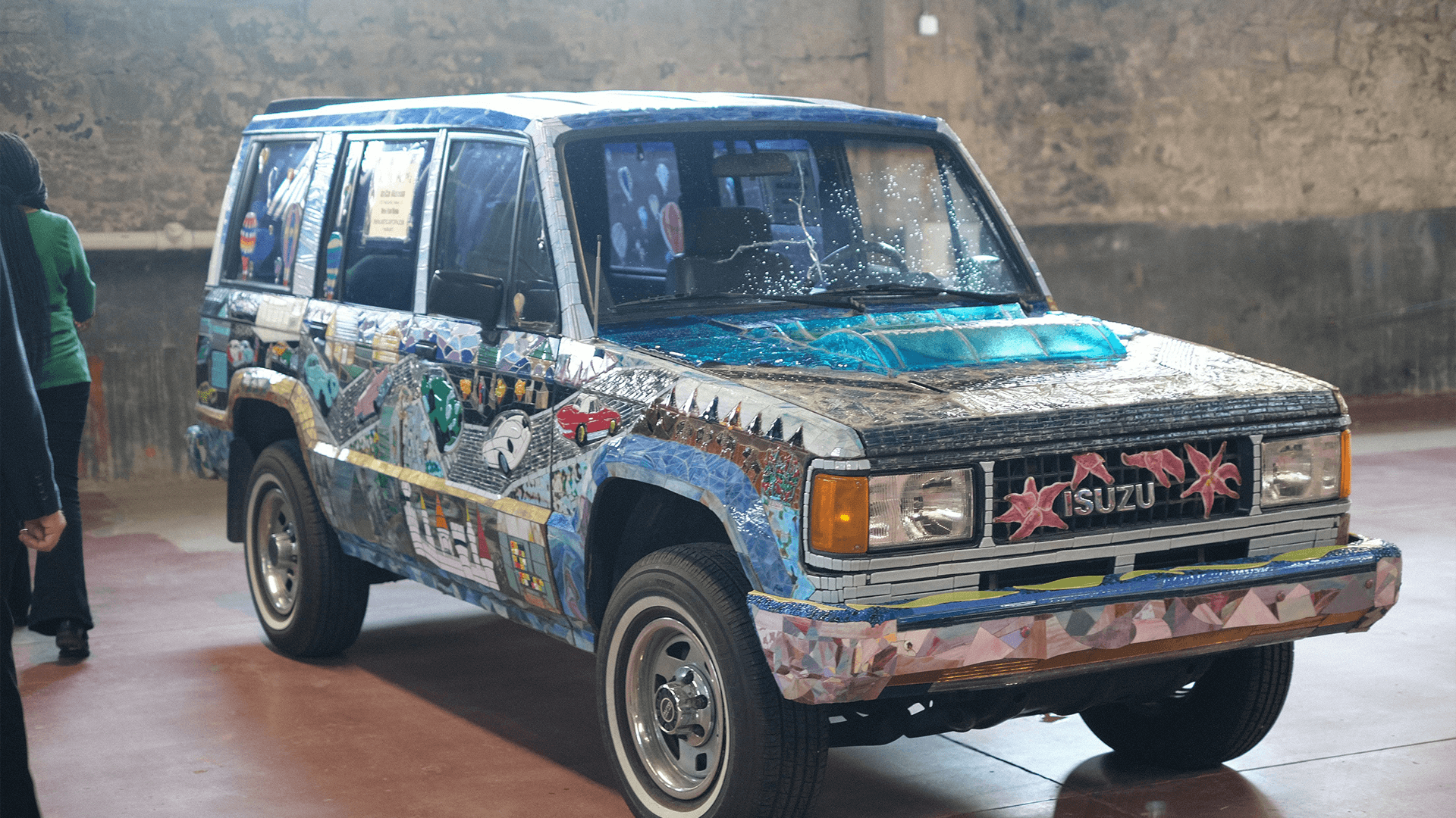One of the many art cars from the Art Cartopia Museum
