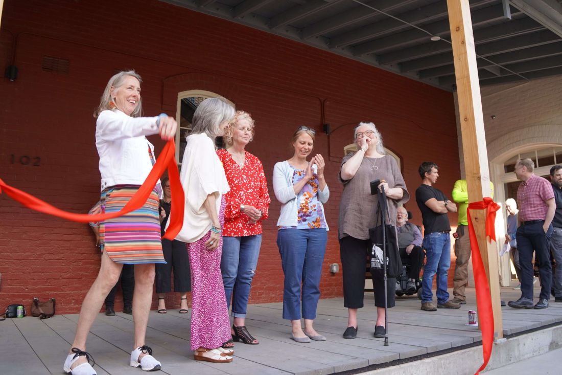 Artspace Feed & Grain