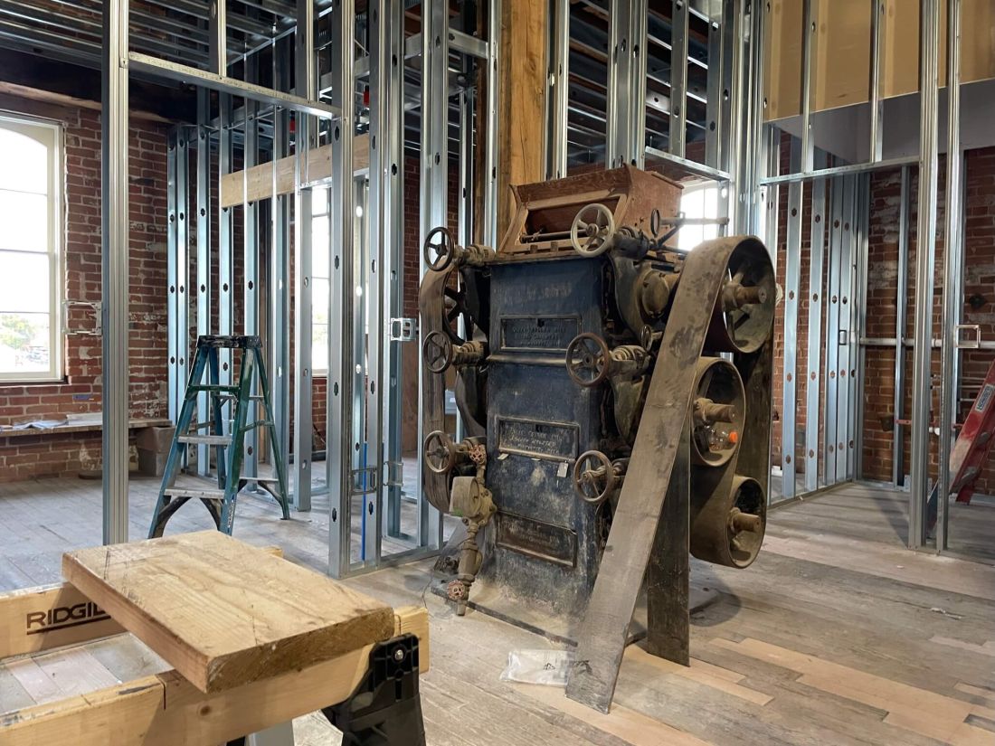 Artspace Feed & Grain
