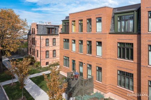Pullman Artspace Lofts